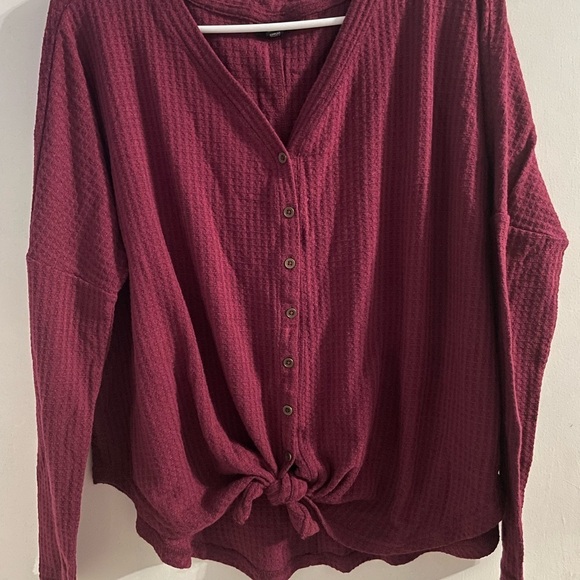 a.n.a Tops - Women's Oversized Burgundy Front-knot Button-Up Top in size medium